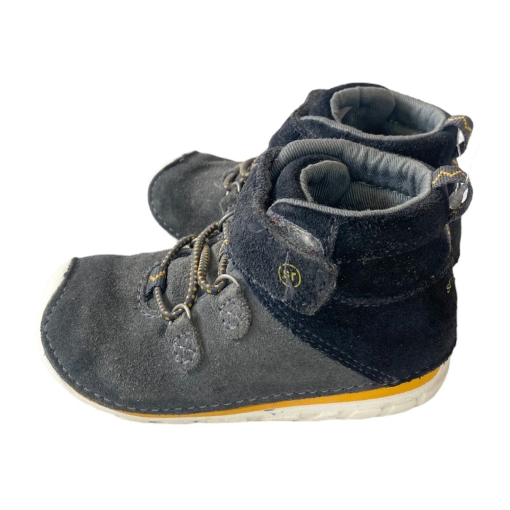 Stride Rite Grey Sneakers - size 5.5